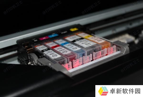 检查墨盒与纸张 检查墨盒与纸张